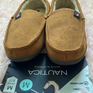 Brand new Nautica Mens slippers